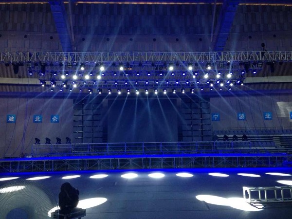 影視舞臺燈光租賃新亮點