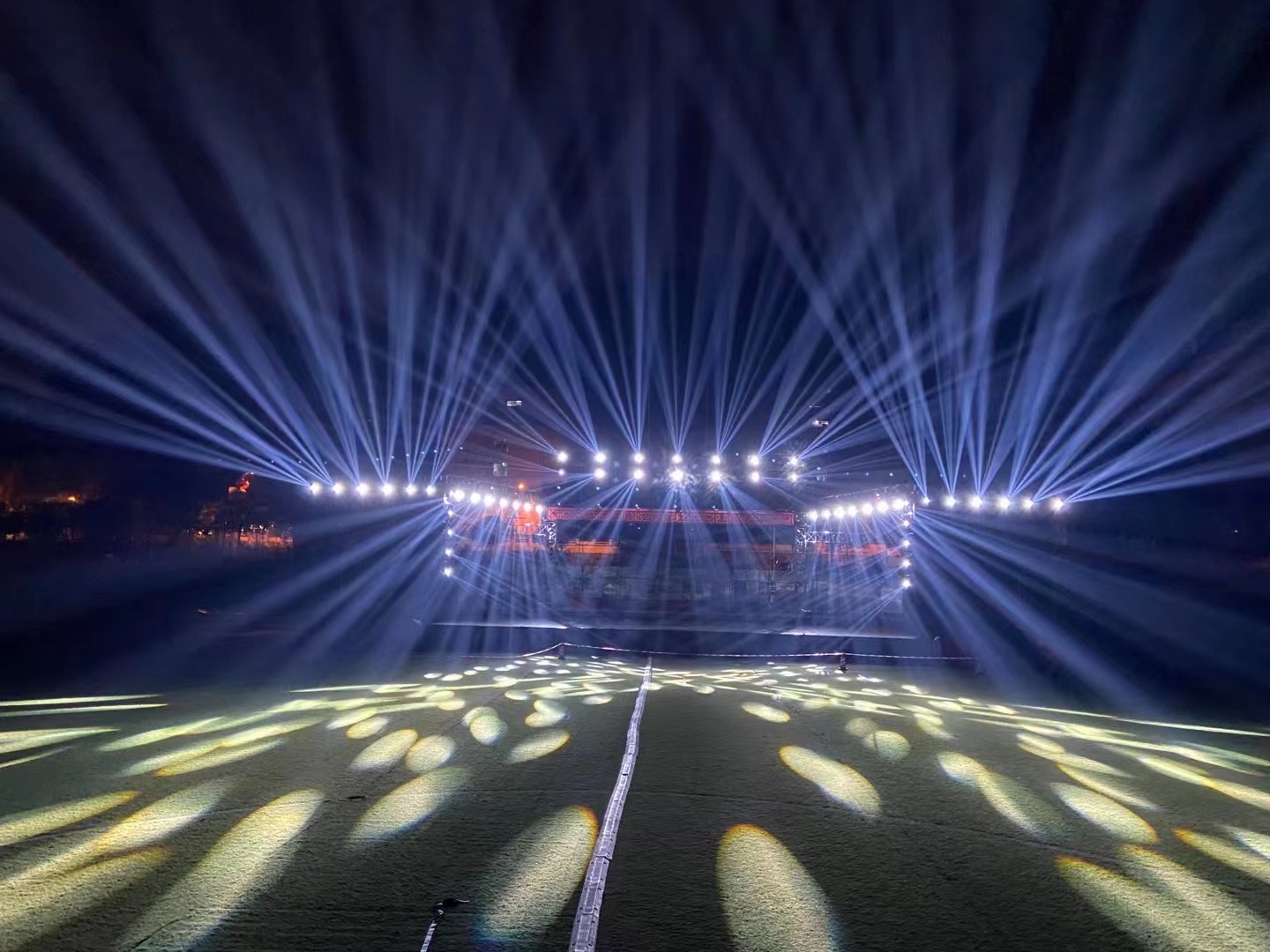 吸引更多的舞臺租賃客戶靠什么？