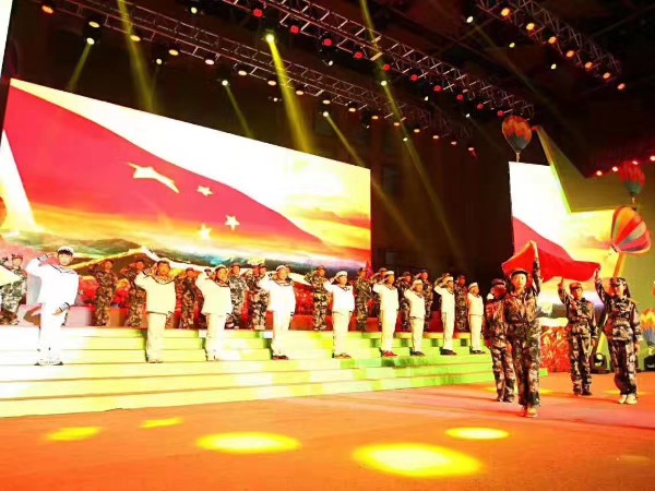 客戶青睞選擇專業(yè)舞臺LED租賃屏公司的原因