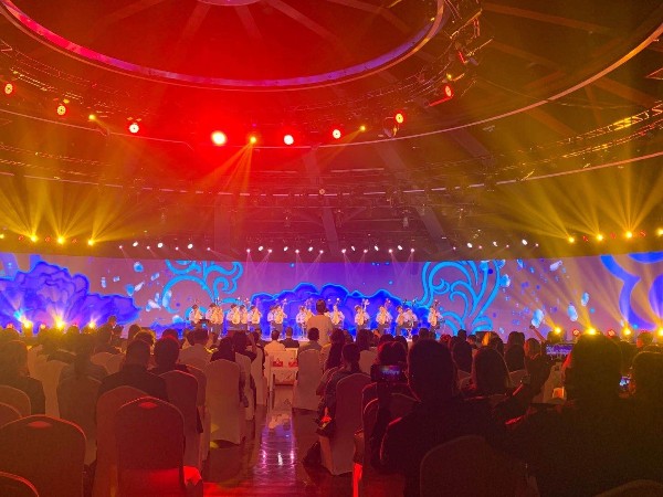 使用寧波燈光租賃設(shè)備不掉坑，是否要知坑在哪兒？