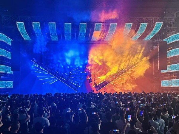 廣州燈光音響設(shè)備租賃重點(diǎn)關(guān)注三點(diǎn)1