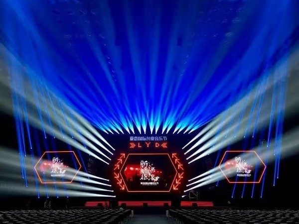 如何挑選合適有創(chuàng)意的元旦晚會(huì)舞臺(tái)搭建公司