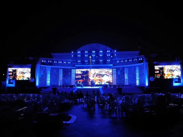 方法正確才能選擇實(shí)惠的燈光租賃設(shè)備