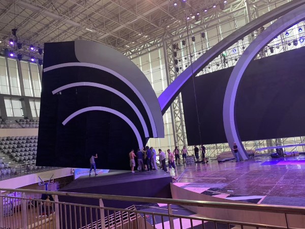 寧波那里有租舞臺？